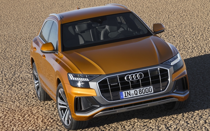 Новая Audi Q8: подробности и фотографии