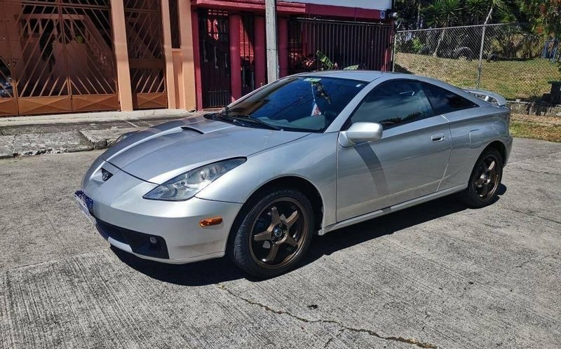 Toyota планирует возродить спортивную Celica или MR2