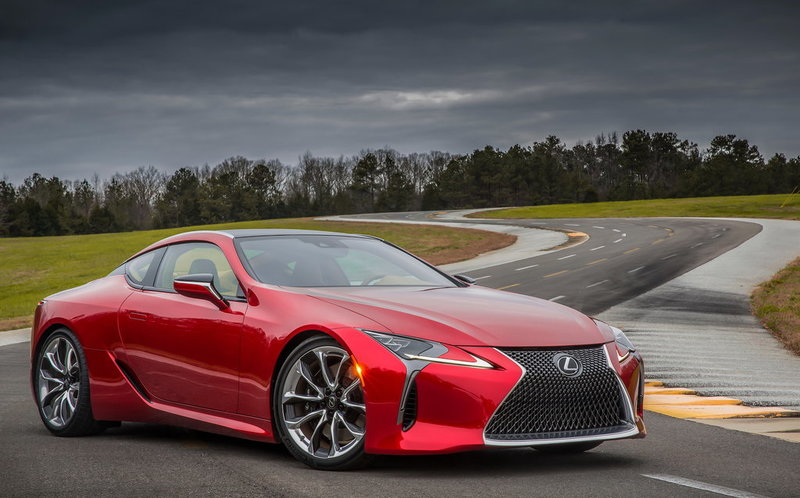Неординарный Lexus LC 500