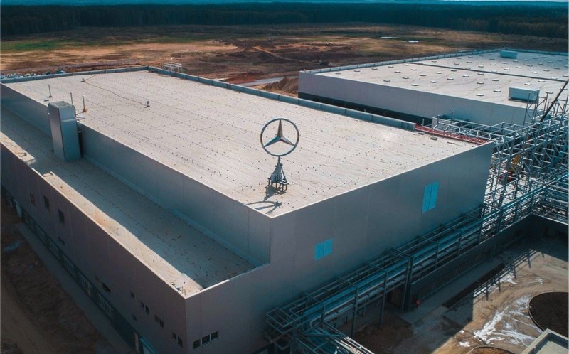 На российском заводе Mercedes начались пуско-наладочные работы